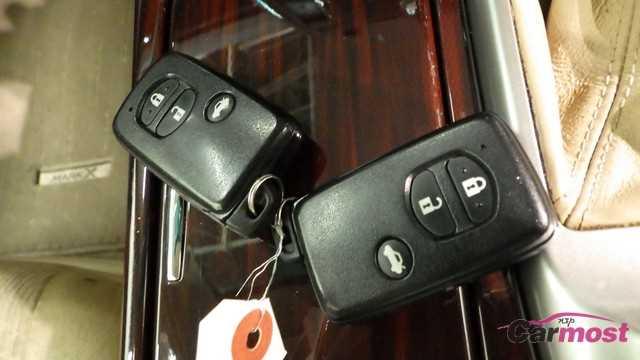 2010 Toyota Mark X CN E23-H64 Sub9