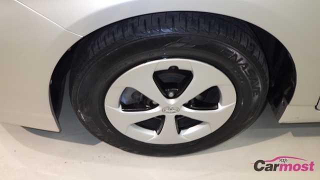 2013 Toyota PRIUS CN E24-H43 Sub27