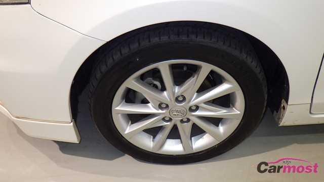 2013 Toyota PRIUS α E24-L64 Sub26
