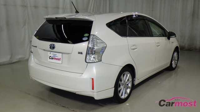 2013 Toyota PRIUS α E24-L64 Sub3