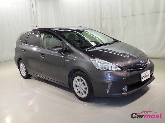 2012 Toyota PRIUS α CN F08-A53 (Reserved)