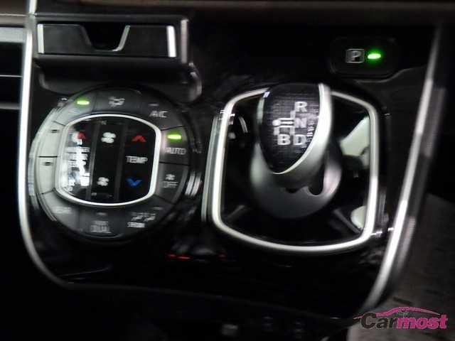 2014 Toyota Esquire CN F09-B16 Sub10