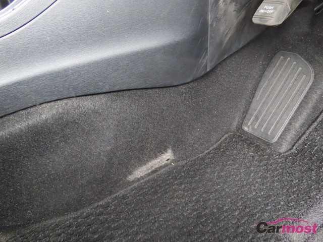 2019 Toyota PRIUS α CN F21-J08 Sub17