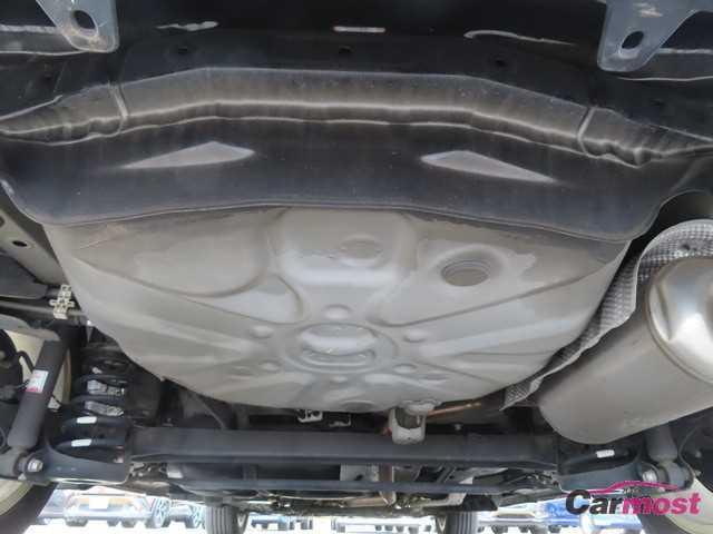 2015 Toyota PRIUS α CN F26-J04 Sub26