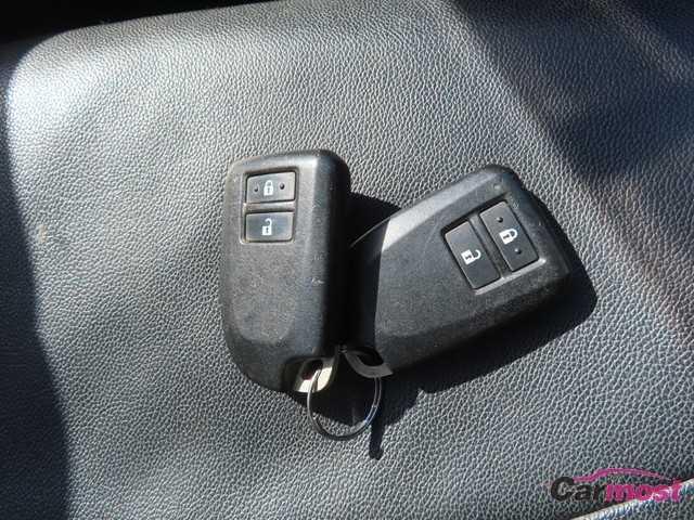 2015 Toyota Hiace Van CN G00-D48 Sub16