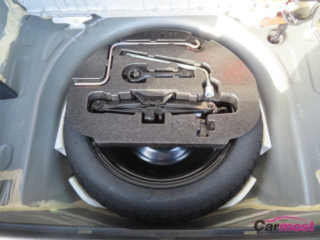 2021 Toyota PRIUS α CN G03-D01 Sub20