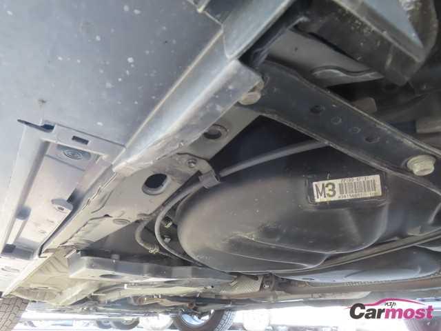 2021 Toyota PRIUS α CN G03-D01 Sub25