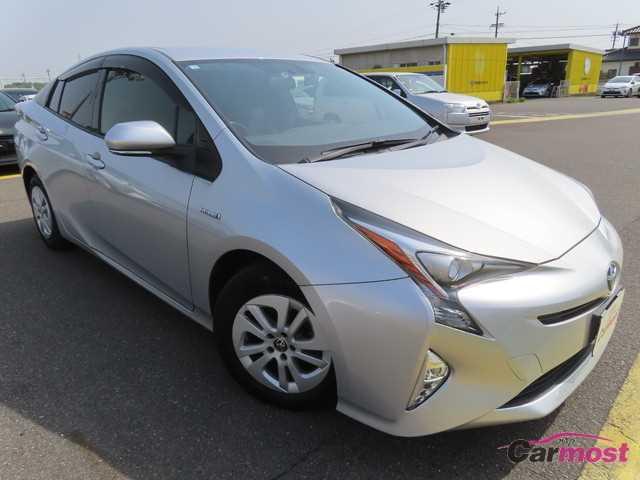 2016 Toyota PRIUS CN G03-D04
