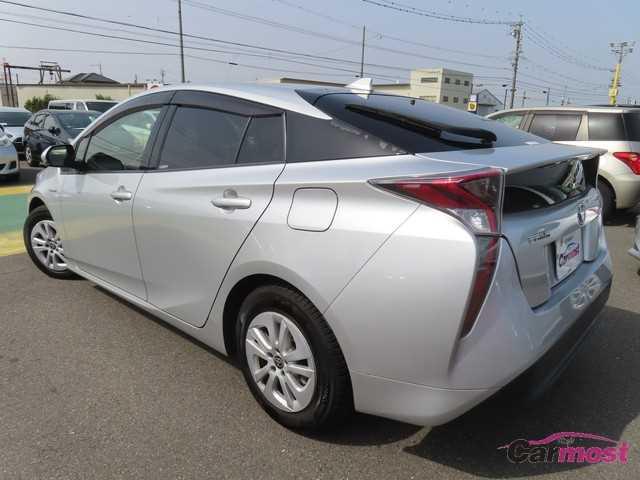 2016 Toyota PRIUS CN G03-D04 Sub3