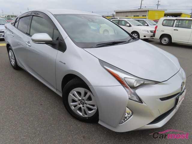 2018 Toyota PRIUS CN G03-D07