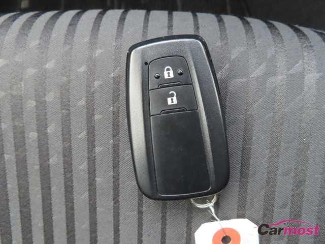 2018 Toyota PRIUS CN G03-D07 Sub17