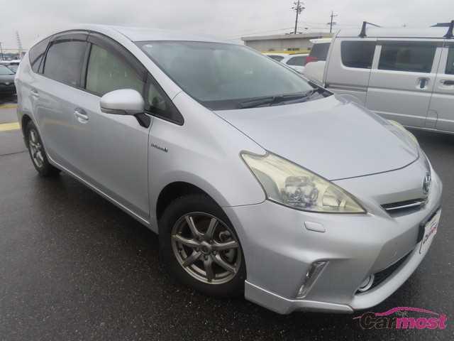 2013 Toyota PRIUS α CN G04-E29