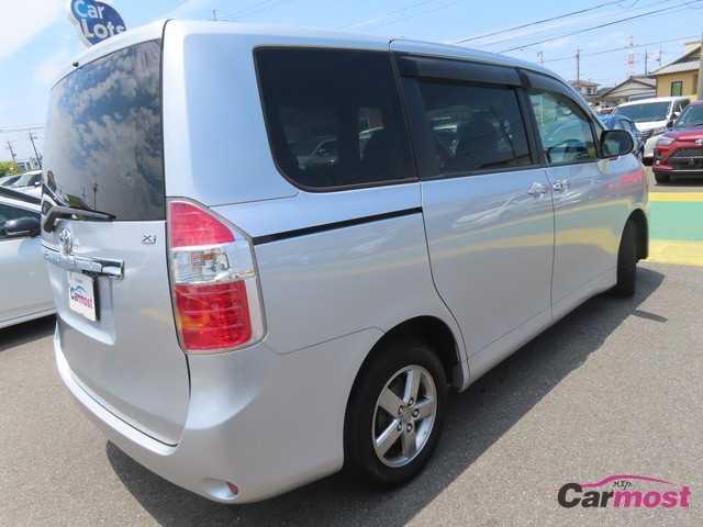 2010 Toyota Noah CN G04-E67 Sub1