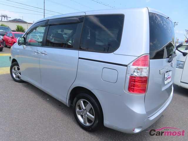 2010 Toyota Noah CN G04-E67 Sub3