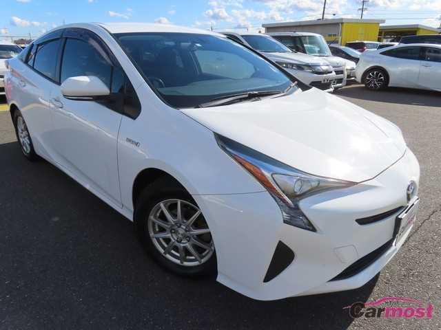 2018 Toyota PRIUS CN G05-B27 (Reserved)