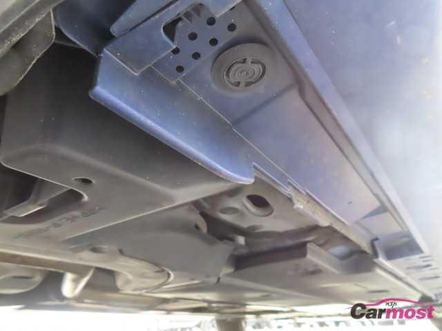 2016 Toyota PRIUS CN G05-C75 Sub23