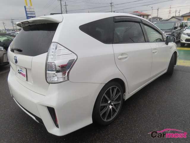 2012 Toyota PRIUS α CN G05-E50 Sub1