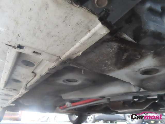 2012 Toyota PRIUS α CN G05-E50 Sub24