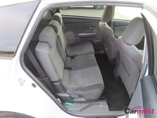 2013 Toyota PRIUS α CN G07-B11 Sub20