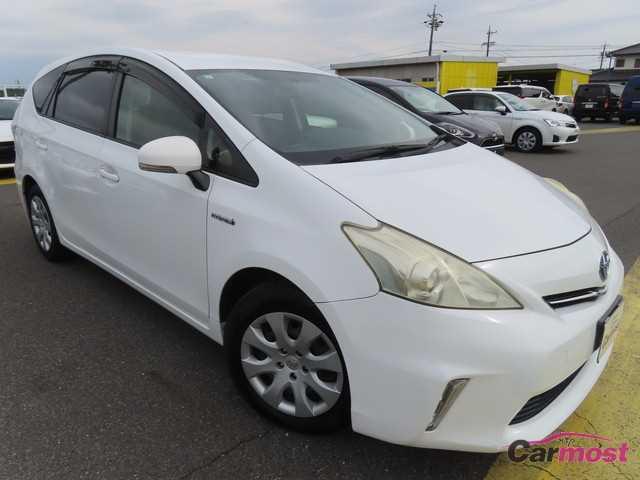 2013 Toyota PRIUS α CN G07-D75
