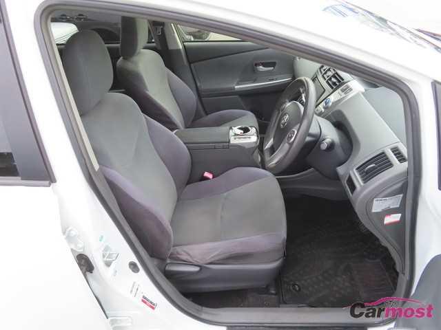 2013 Toyota PRIUS α CN G07-D75 Sub18