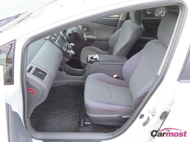 2013 Toyota PRIUS α CN G07-D75 Sub21