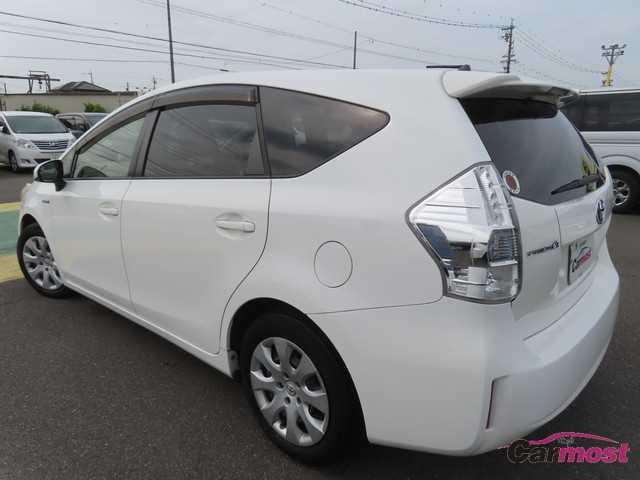 2013 Toyota PRIUS α CN G07-D75 Sub3