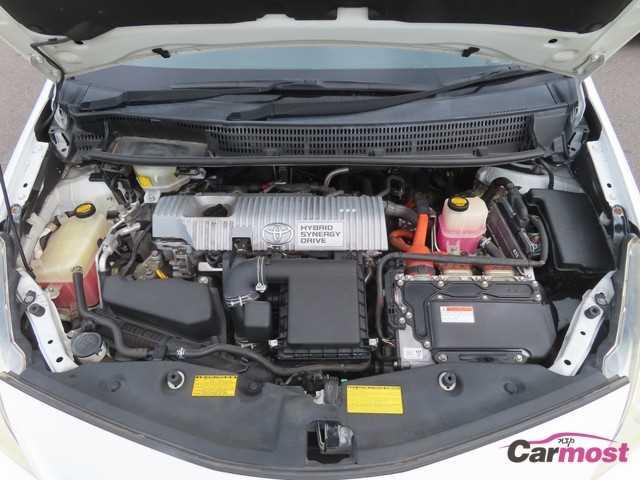 2013 Toyota PRIUS α CN G07-D75 Sub5
