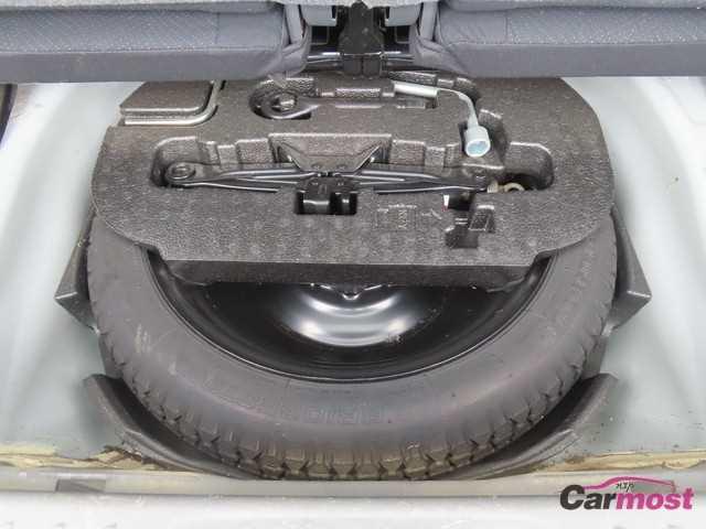 2014 Toyota PRIUS α CN G07-D89 Sub23