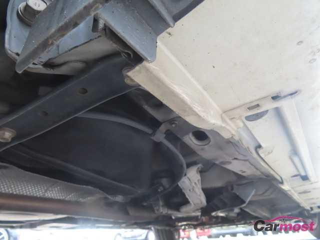 2014 Toyota PRIUS α CN G07-D89 Sub25