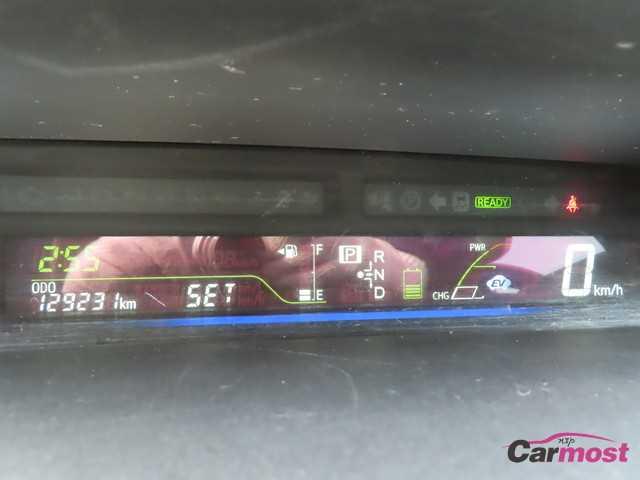 2011 Toyota PRIUS α CN G12-C24 Sub11