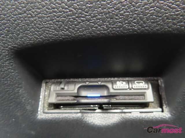 2018 Toyota PRIUS CN G14-C16 Sub16