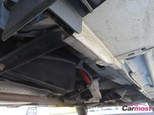 2018 Toyota PRIUS α CN G16-D74 Sub25