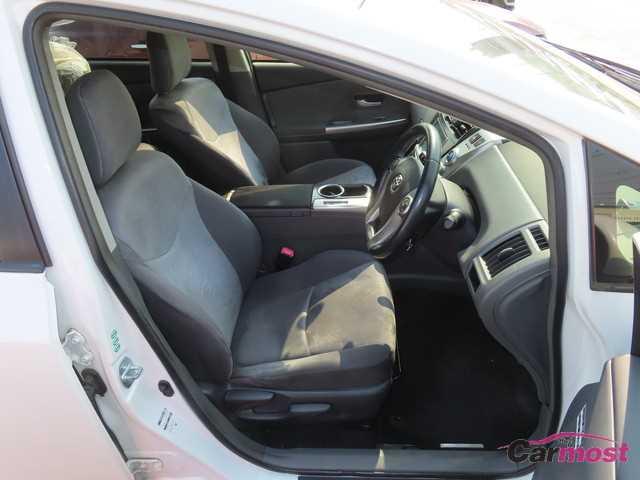 2014 Toyota PRIUS α CN G17-C81 Sub14