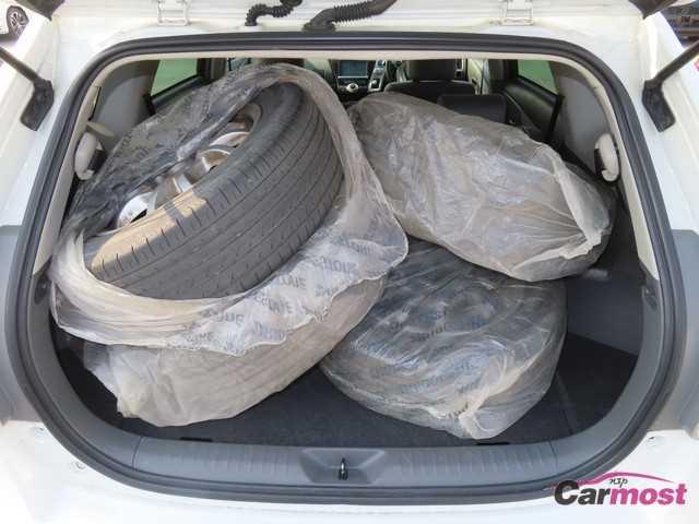 2014 Toyota PRIUS α CN G17-C81 Sub20