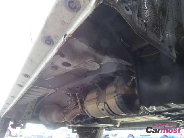 2017 Toyota Hiace Van CN G18-D44 Sub24