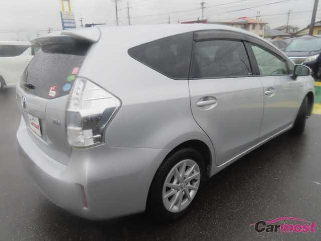 2012 Toyota PRIUS α CN G20-E54 Sub1