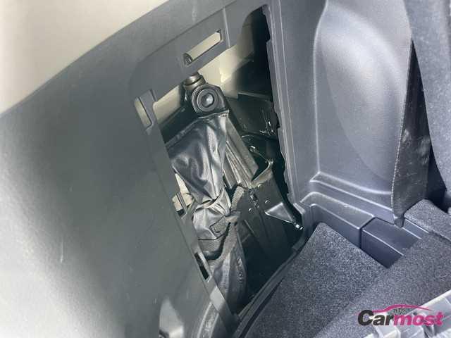 2010 Toyota Wish CN G22-C56 Sub23