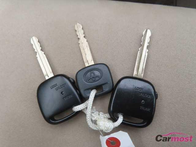 2005 Toyota Premio CN G22-D09 Sub16