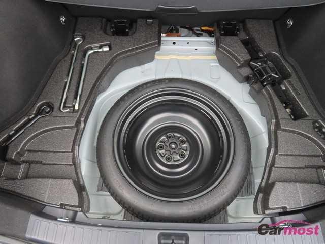 2016 Toyota PRIUS CN G24-C68 Sub23