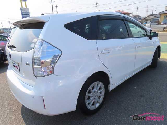 2014 Toyota PRIUS α CN G25-B42 Sub1