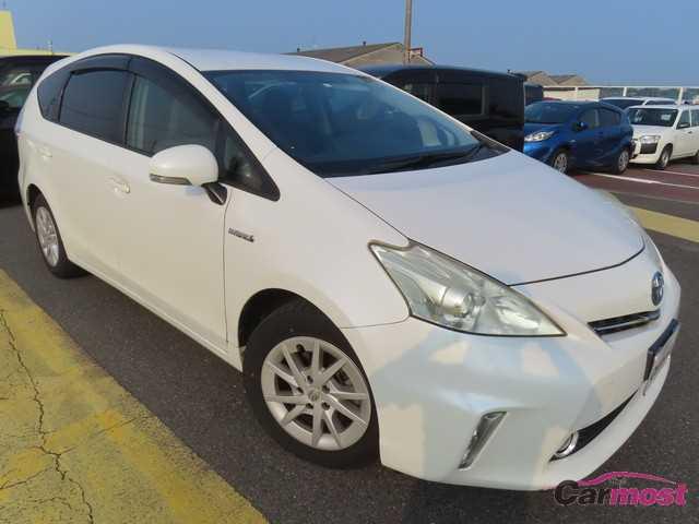 2013 Toyota PRIUS α CN G25-F01 