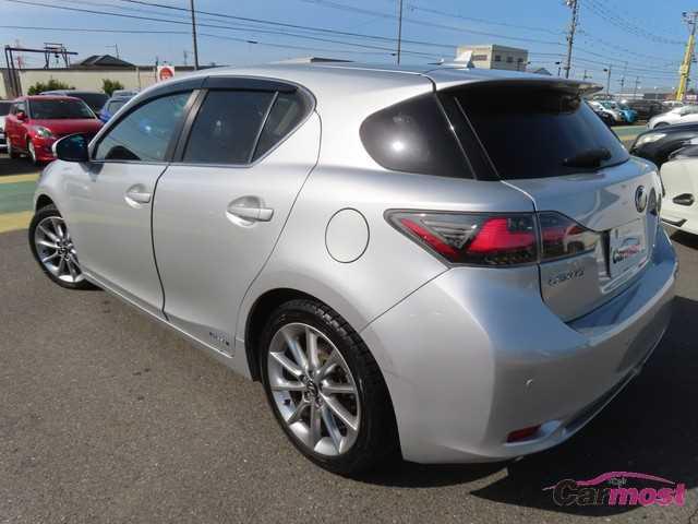 2013 Lexus CT CN G26-C85 Sub3