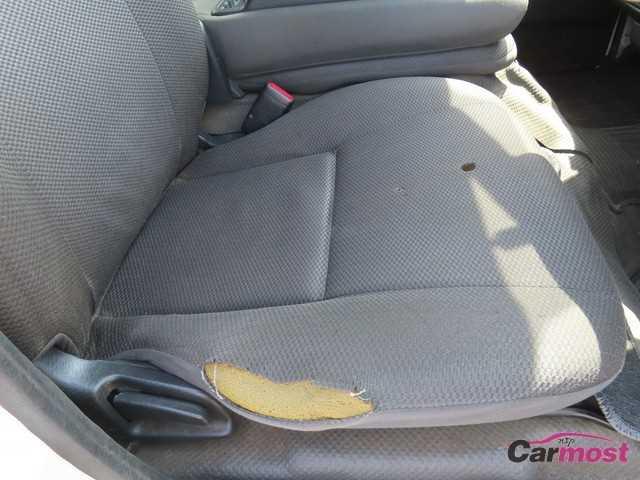 2017 Toyota Hiace Van CN G27-D46 Sub19