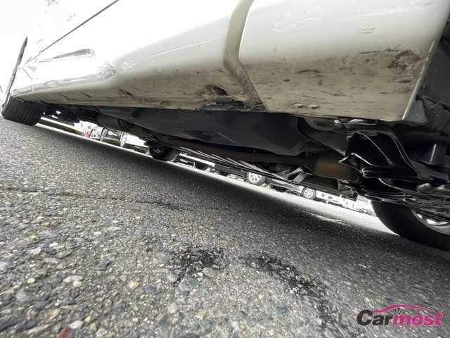 2015 Toyota Esquire CN G28-D94 Sub24