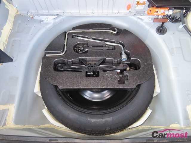 2020 Toyota PRIUS α CN G29-B34 Sub23