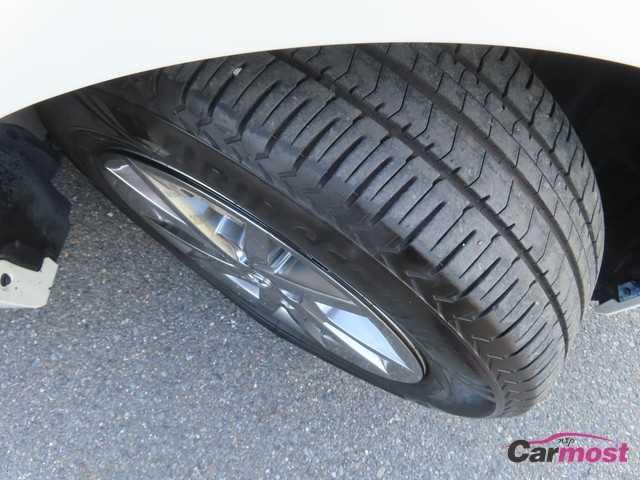 2020 Toyota PRIUS α CN G29-B34 Sub29