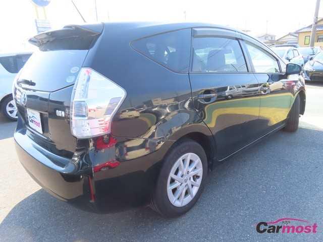 2011 Toyota PRIUS α CN G32-C94 Sub1